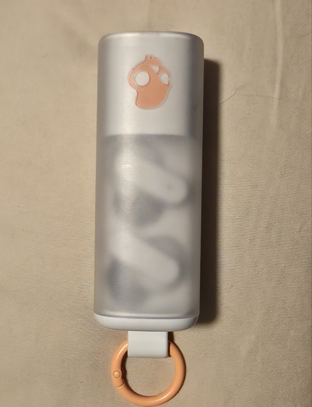 Skull Candy Dime Evo White Earbud Charging Case with Peach Accent and Keyring